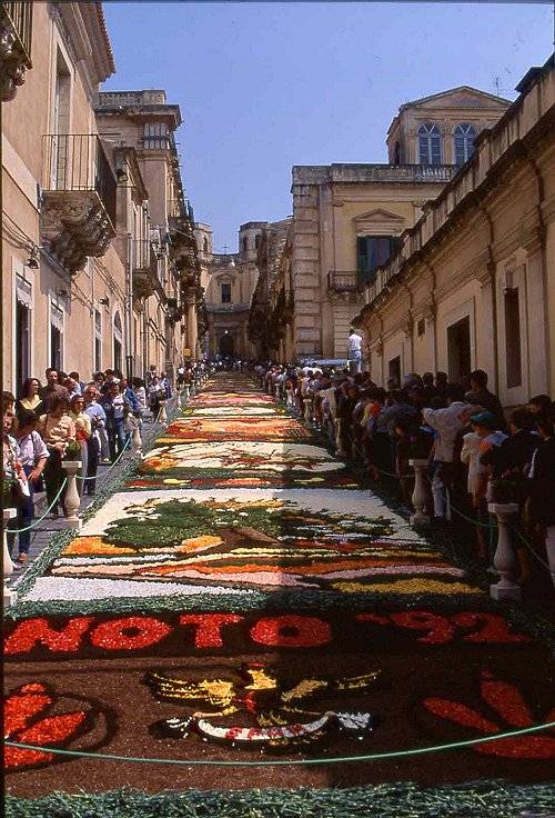 Noto - Infiorata